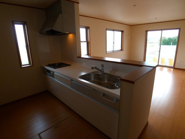 Same specifications photo (kitchen)