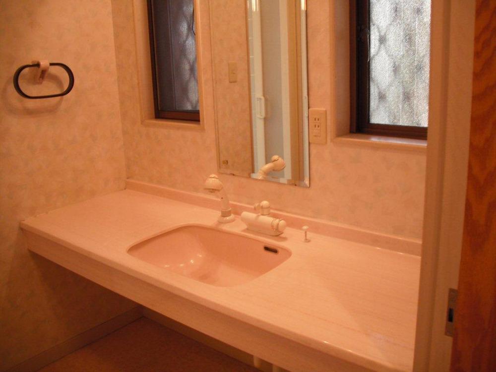 Wash basin, toilet. Residential home Kakogawa Kakogawachomizonokuchi Interior