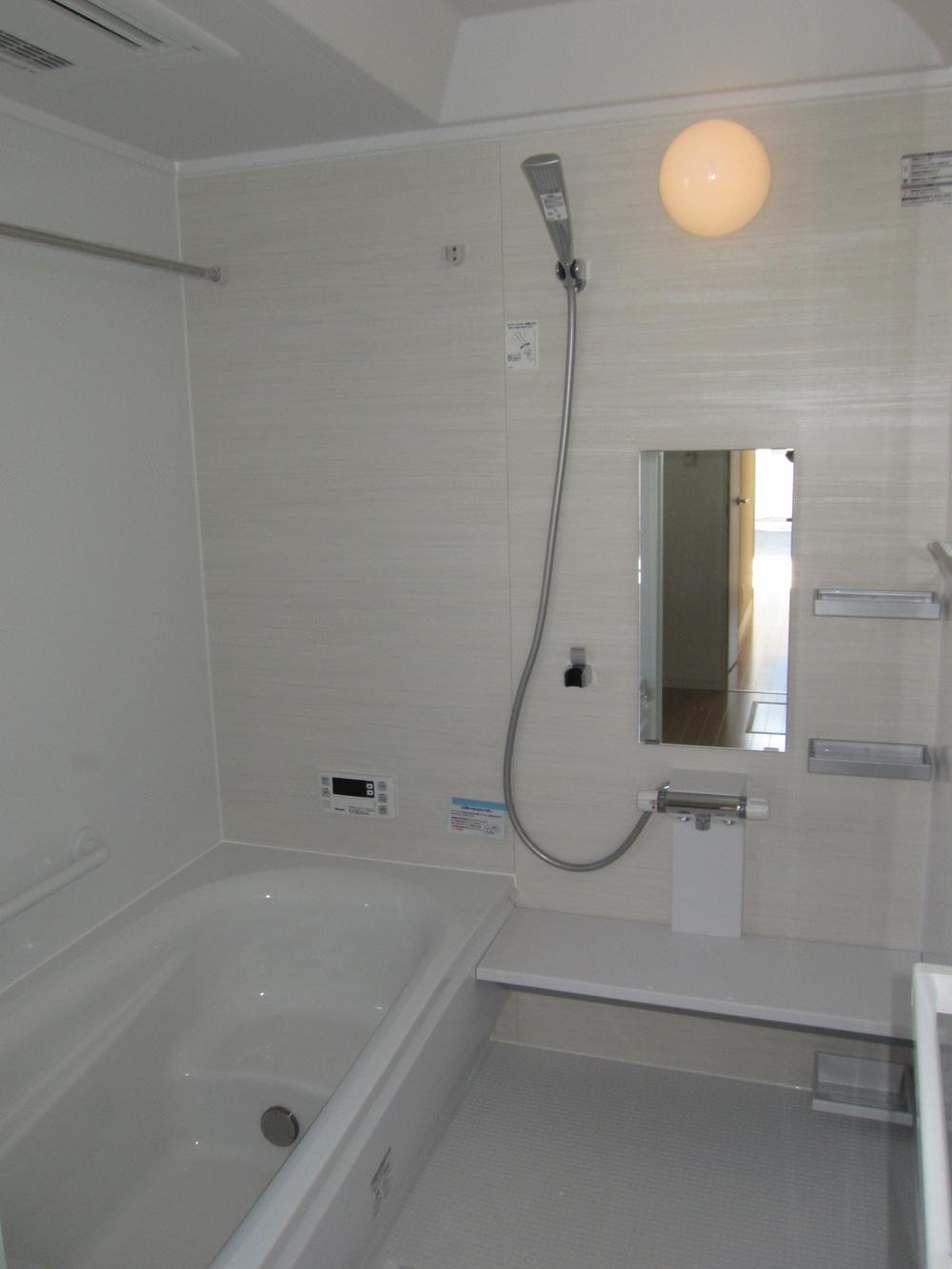 Bathroom. ◆ Bathroom (12 May 2013) Shooting