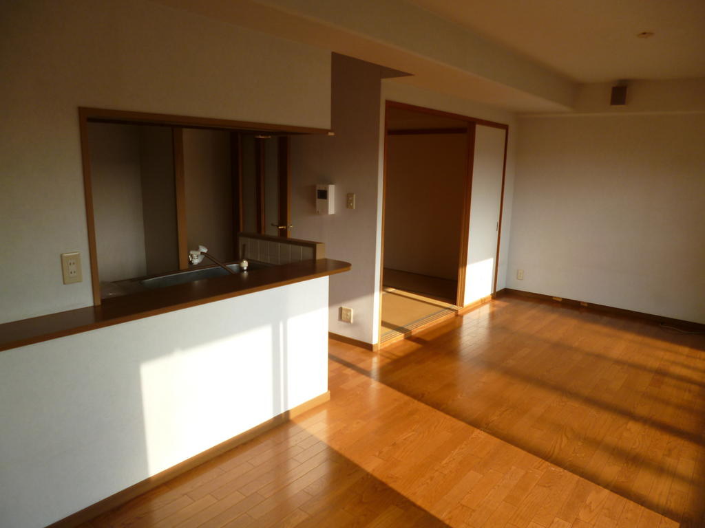 Living and room