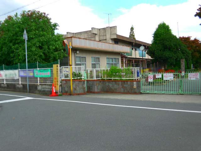 kindergarten ・ Nursery. Kakogawa Municipal Noguchikita to kindergarten 978m