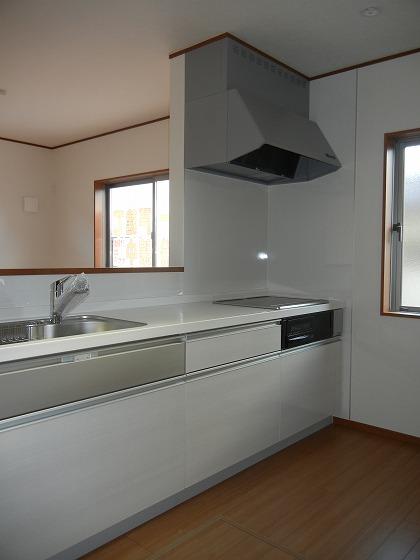 Same specifications photo (kitchen)