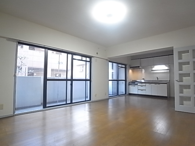 Living and room