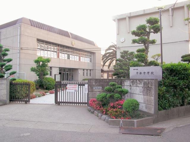 Junior high school. Kakogawa until City Central Junior High School 1200m