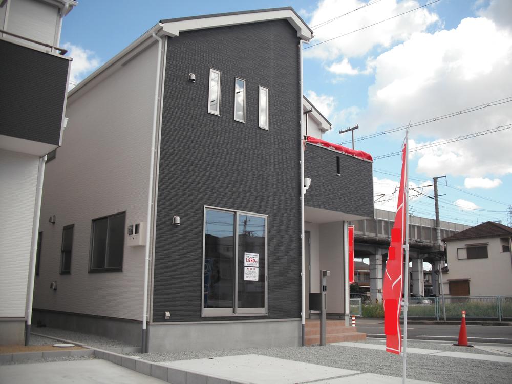 Local photos, including front road. Newly built single-family Kakogawa Befuchoshinobe local