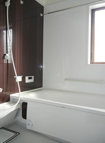 Same specifications photo (bathroom). Other issue areas