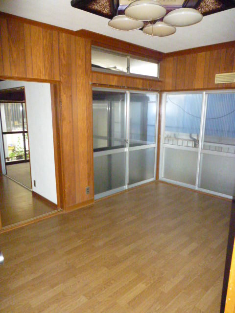 Living and room
