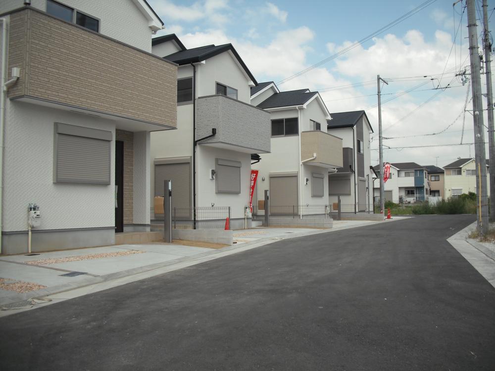 Local photos, including front road. Newly built single-family (with land) Kakogawa Onoechoikeda local