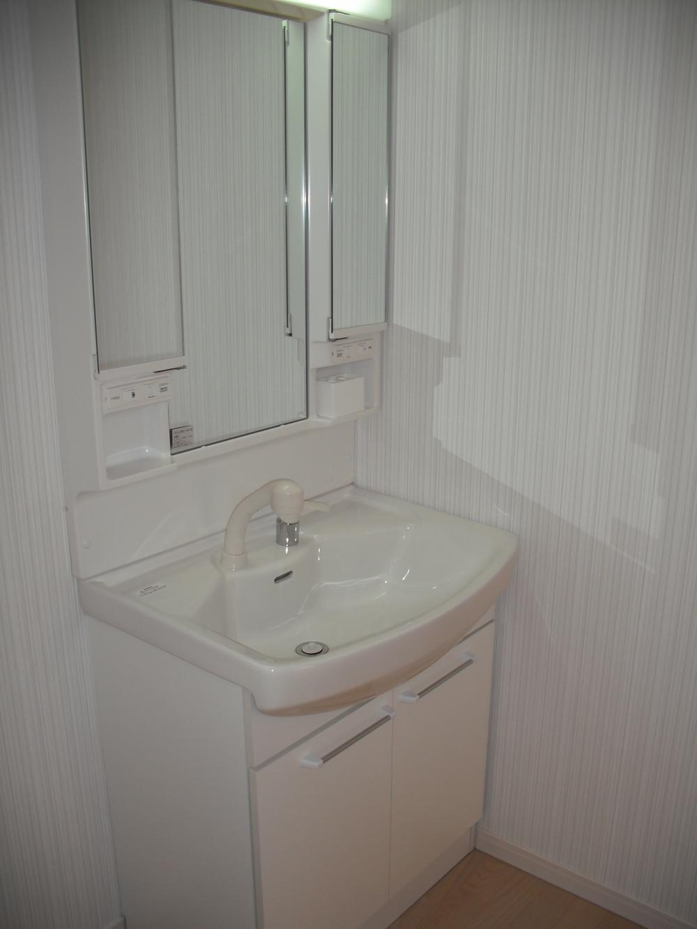 Wash basin, toilet. Newly built single-family (with land) Kakogawa Onoechoikeda local