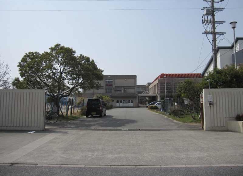 Primary school. Wakamiya to elementary school (elementary school) 1007m
