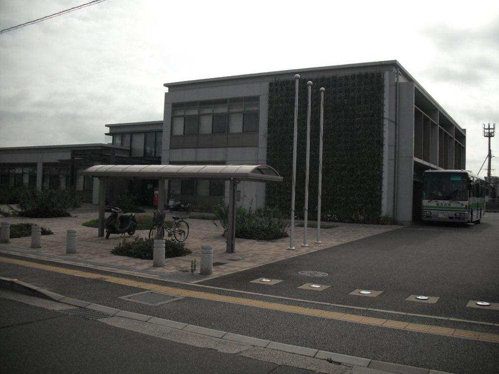 Government office. 760m to Beppu civic center