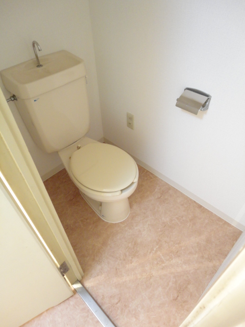 Toilet. toilet!