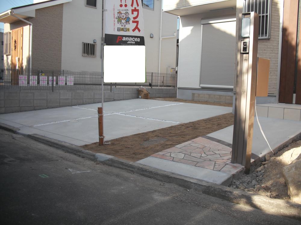 Parking lot. Newly built single-family (with land) Kakogawa Yonedachohiratsu local