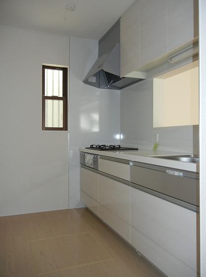 Same specifications photo (kitchen)