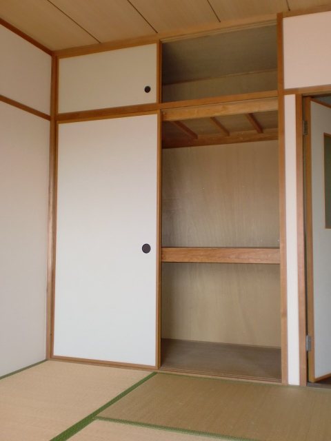 Receipt. Japanese-style closet ^^