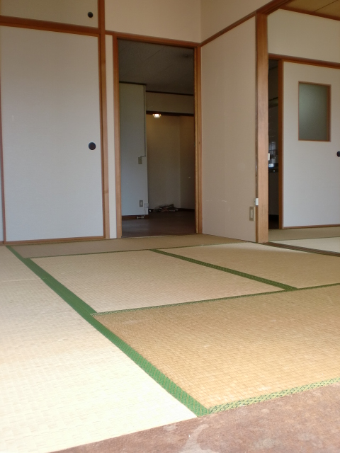 Other room space. Bright is 6 Pledge Japanese-style ^^