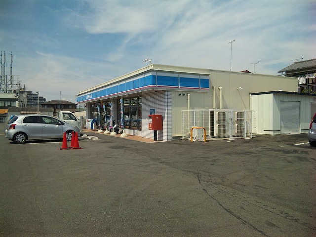 Convenience store. 388m until Lawson Kakogawa Noguchichonagasuna store (convenience store)