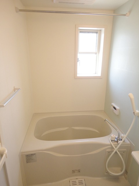 Bath. Add-fired function ・ With bathroom drying heater ^^