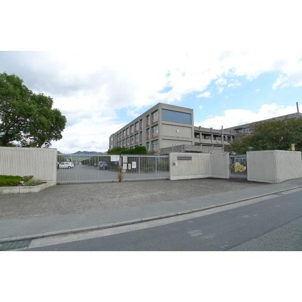 Primary school. Until Kakogawa Municipal Higashikanki Minami Elementary School 460m Higashikanki Minami Elementary School