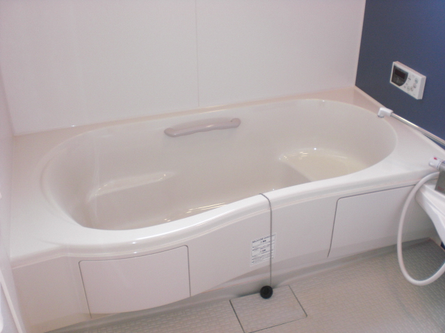 Bath. Wide 1616 size with a bathroom ^^ add-fired function!