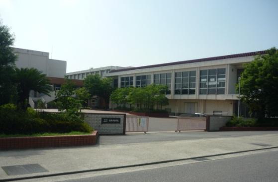 Junior high school. Inami-cho 3100m to stand Inami North Junior High School