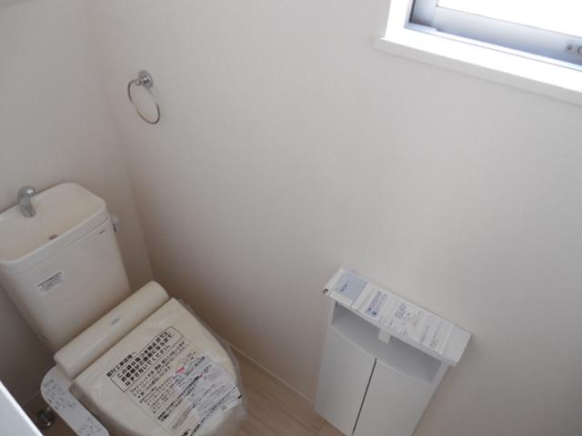 Toilet. Toilet is helpful because it is installed on the first floor and the second floor. The first floor has become a cleaning toilet seat with heating function
