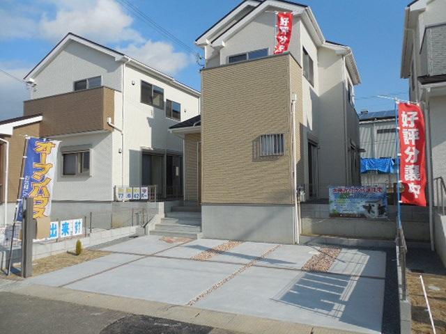 Local appearance photo. Building 2 appearance Land about 38 square meters Sunlight there