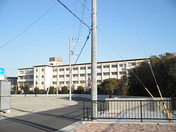 Junior high school. Harima 2116m south to junior high school (junior high school)
