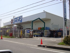 Home center. Konan Home stock Tojo store (hardware store) to 2864m