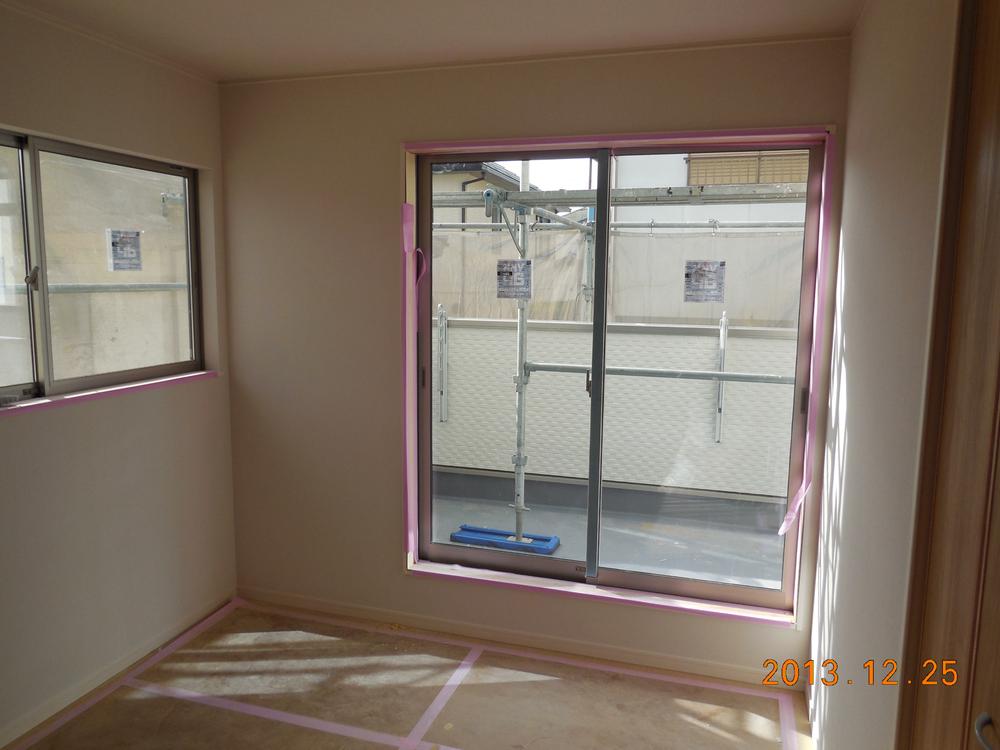 Other. Guests visit at any time! ! 