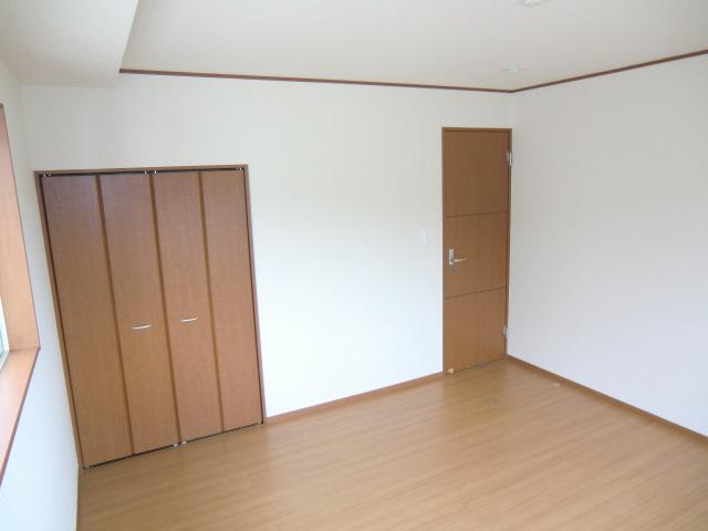 Other introspection. Local photos (Western-style)