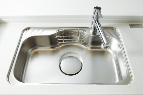 Kitchen.  [Quiet wide sink] Hot water is to reduce the fall sounds such as the sound corresponding to the sink and spoon, Adopt a wide sink silent specification (same specifications)