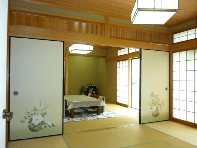 Non-living room. Japanese-style room (6 quires and 8 quires)