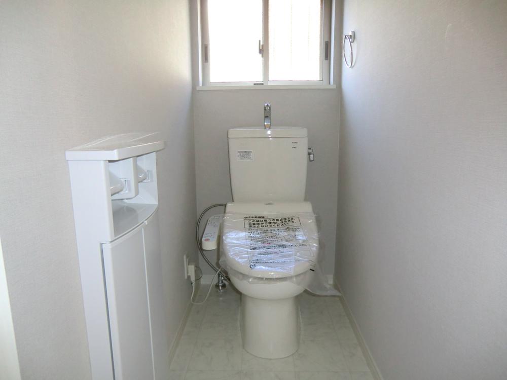 Other Equipment. Same specifications photos (toilet)