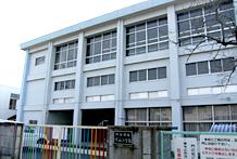 Primary school. Kawanishi Tachikawa Nishi Elementary School