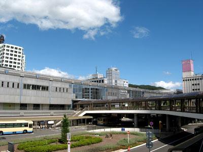 Shopping centre. 7 minutes in the 4650m train to Kawanishi-Noseguchi Station. Hankyu Department Store, Shopping amenities, library, A gourmet city like Kawanishinoseguchi Station