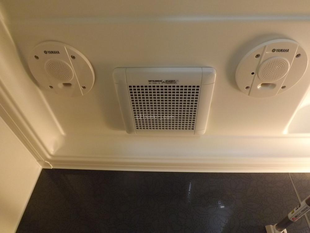 Cooling and heating ・ Air conditioning. Local photo (bathroom ventilation fan)