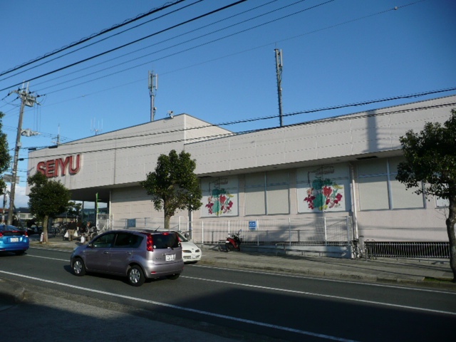 Supermarket. Seiyu Tada store up to (super) 999m