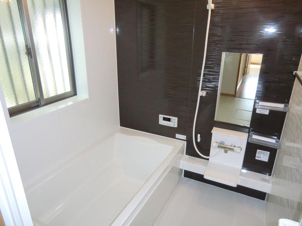 Same specifications photo (bathroom). Same specifications photo (bathroom) Bathroom heating dryer! Warm bath! 