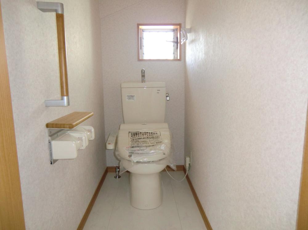 Other Equipment. Same specifications photos (toilet)