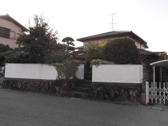 Local land photo. The building is the appearance (Yu Furuya)