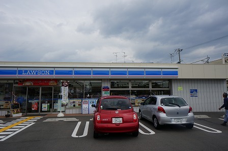 Convenience store. Lawson Kawanishi Minamihanayashiki-chome store (convenience store) to 400m