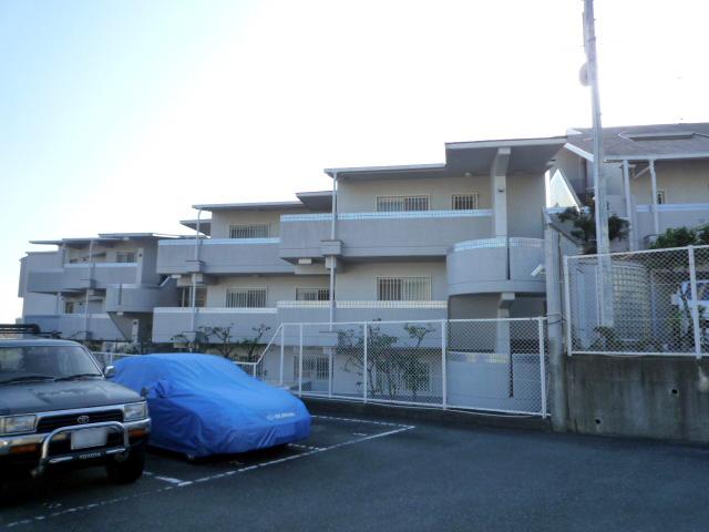 Local appearance photo. Lions Mansion Kawanishi Hagiwara of appearance (from the northeast side)