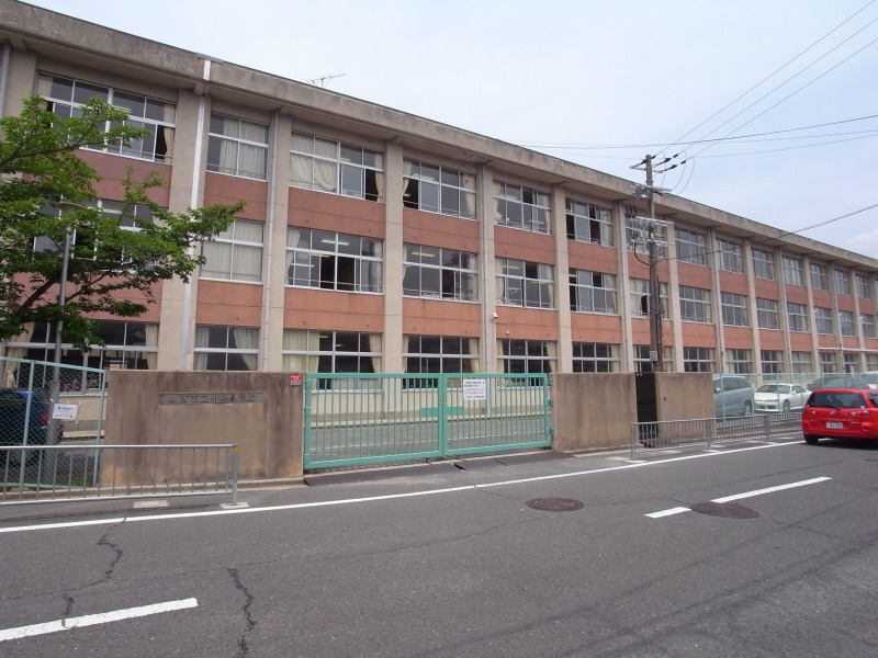 Primary school. Meiho up to elementary school (elementary school) 1145m