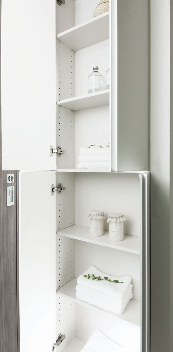 Receipt.  [Linen cabinet] bath towel, You can a wide range of storage, such as detergents and smalls (same specifications)