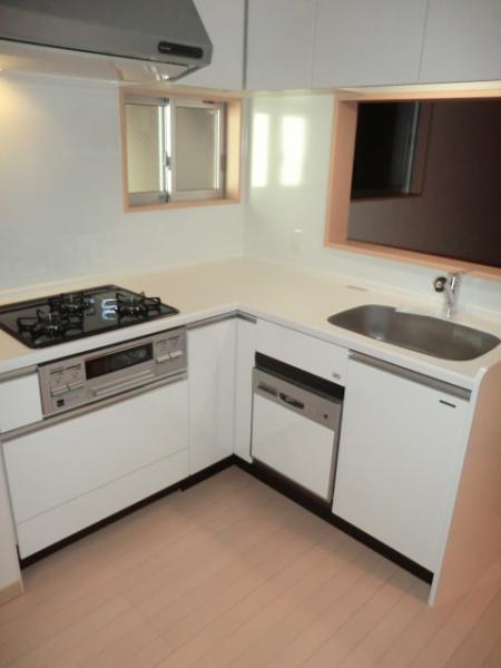 Same specifications photo (kitchen)