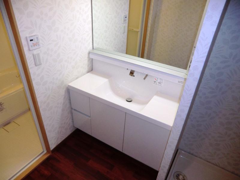 Wash basin, toilet. Apatawazu Kobe Sannomiya Wash basin