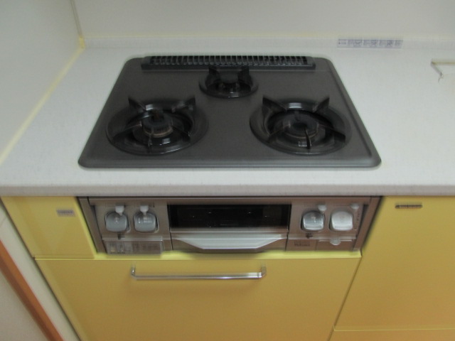 Kitchen. 3 lot gas stoves specifications ☆