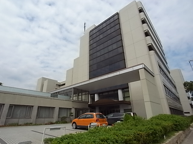 University ・ Junior college. Kobe Kusunoki campus (University ・ 2300m up to junior college)