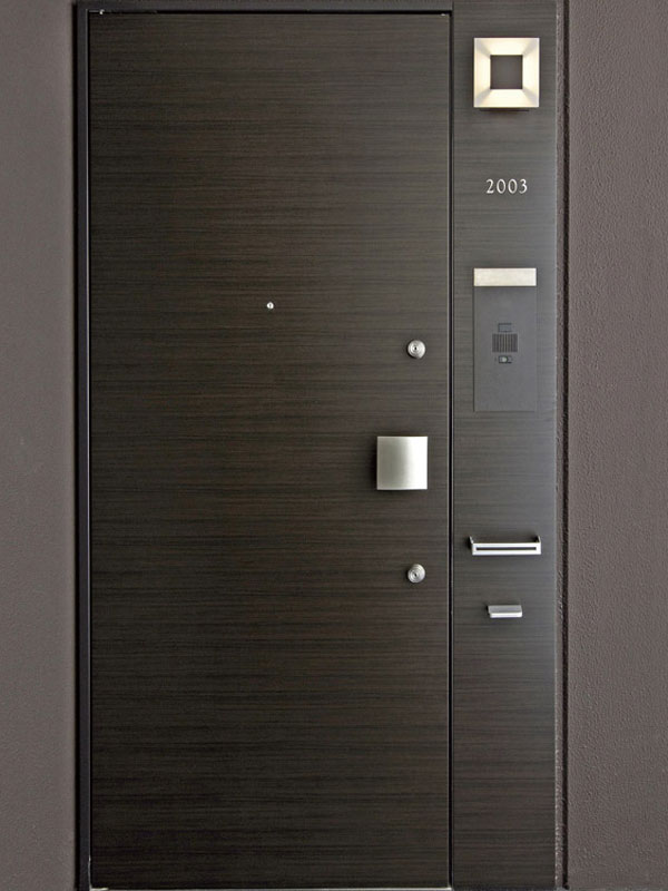 Other.  [Entrance door] Texture paste rich wood tone, Entrance door to feel the elegant calm. It asked the magnificent appropriate to Yingbin space, Also it has become a chic finish the wall around the door (same specifications)